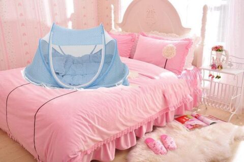 Foldable Baby Bed Net With Pillow Net 2 pieces Set - Image 4